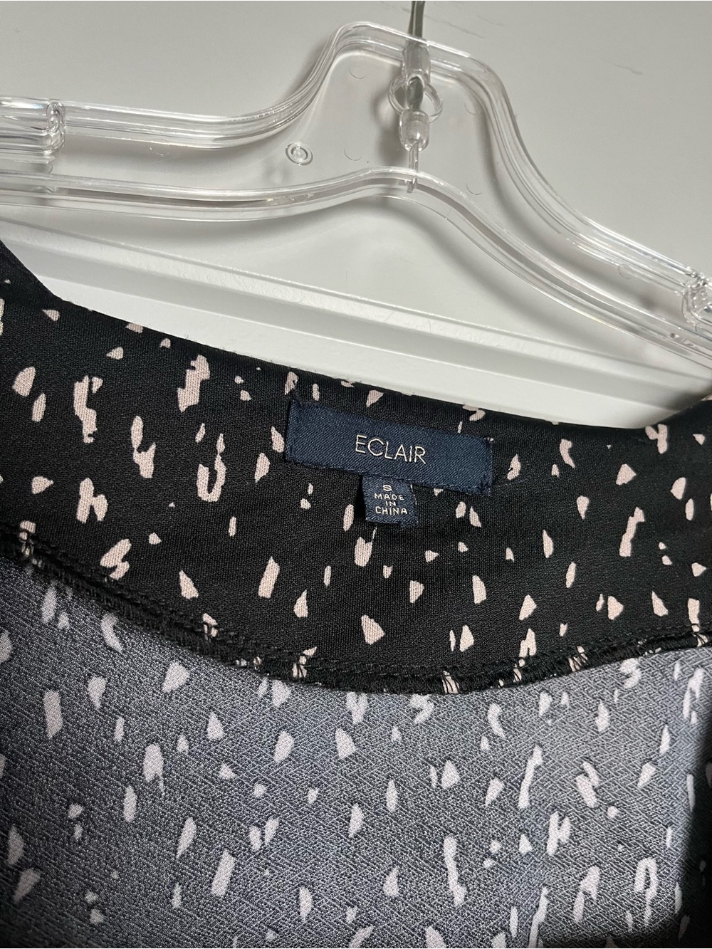 Eclair Black Abstract Print Square Neck Ruched Front Long Sleeve Blouse - Picture 4 of 5